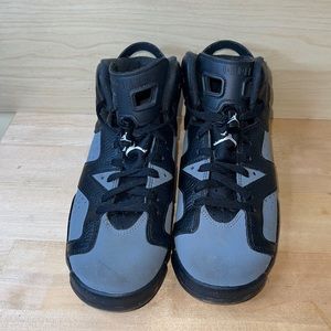 size 7Y unisex jordan 6’s